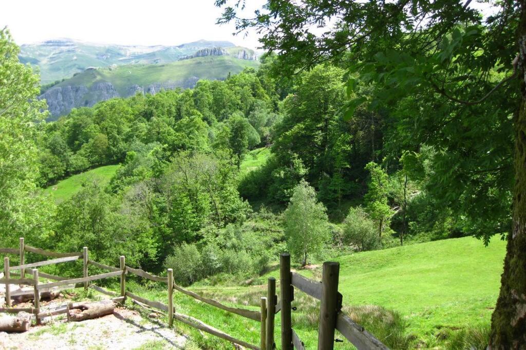 Los Pradones San Roque de Ríomiera Zewnętrze zdjęcie